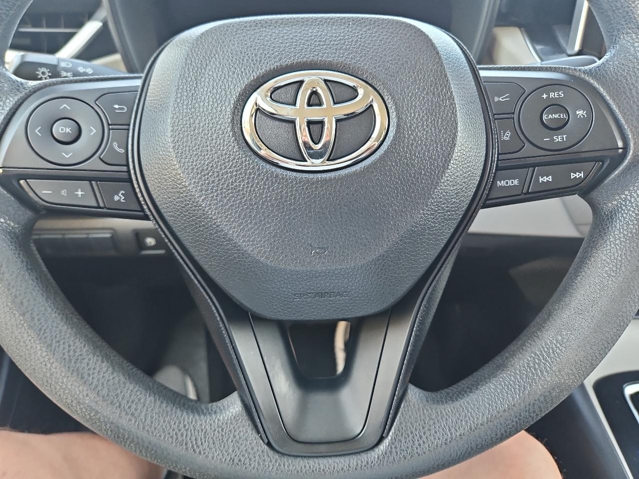 Toyota Corolla LE Hybrid 2020