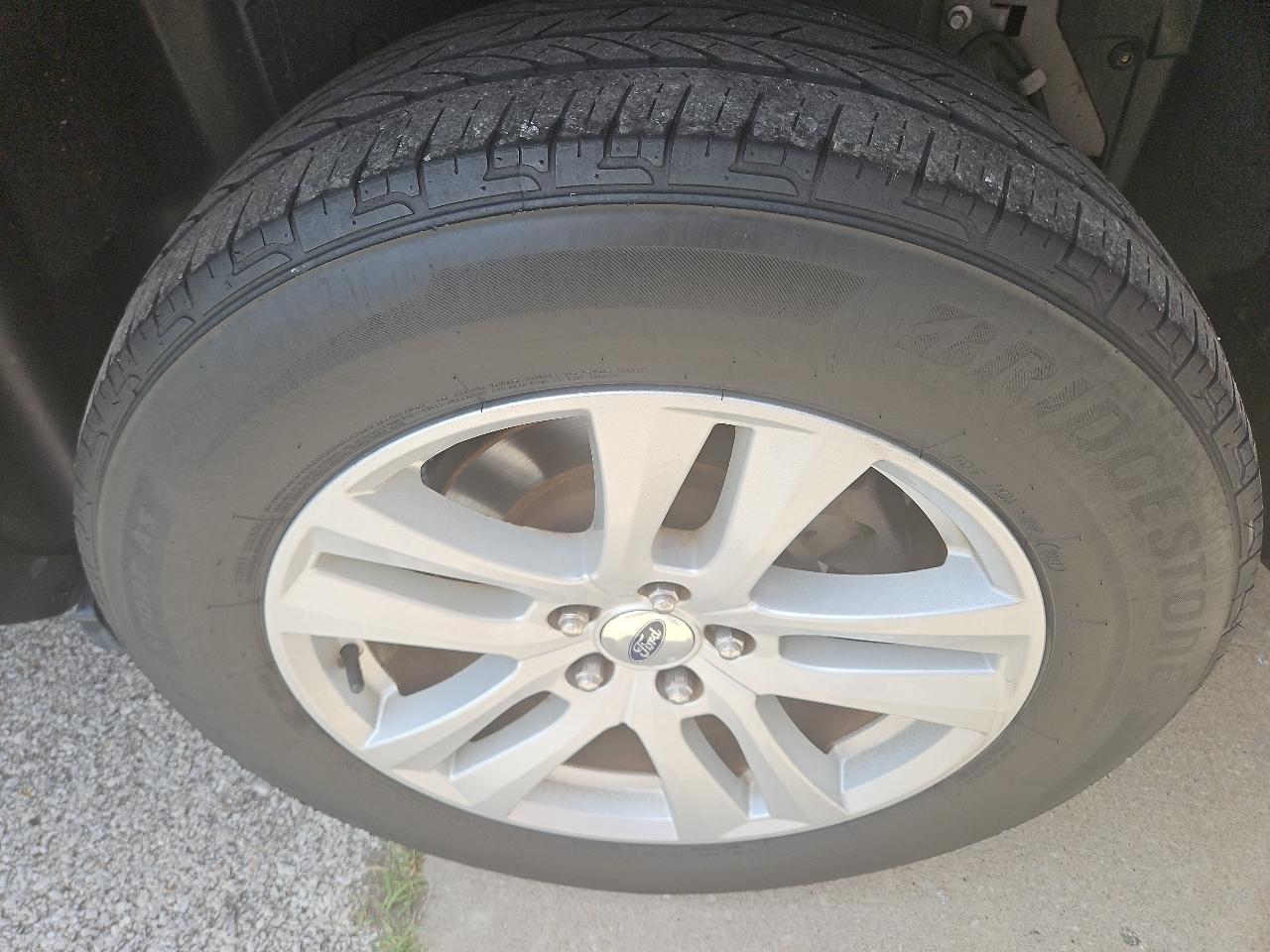 Ford Explorer XLT 4WD 2018