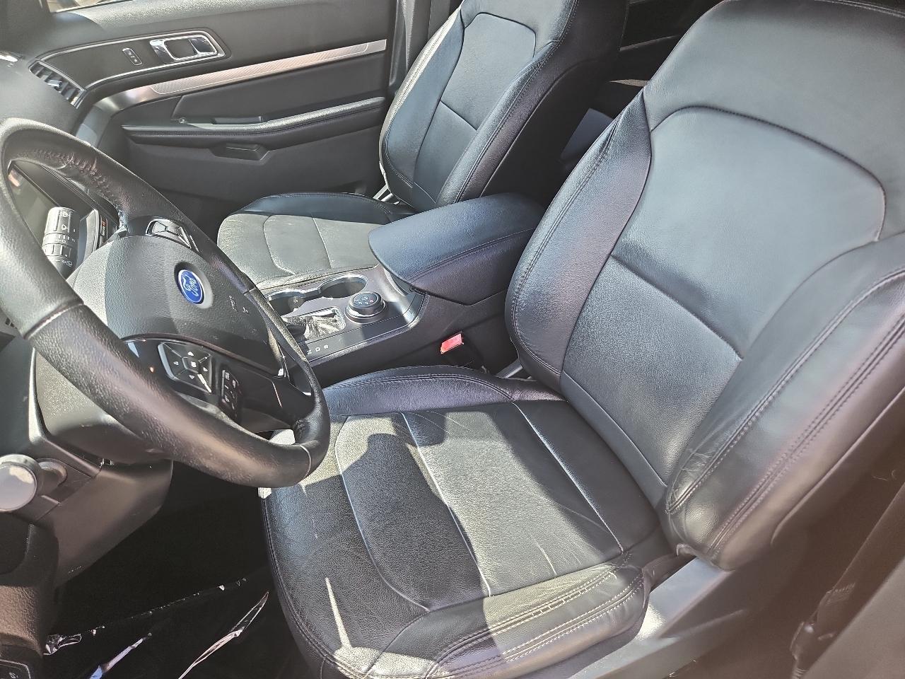 Ford Explorer XLT 4WD 2018