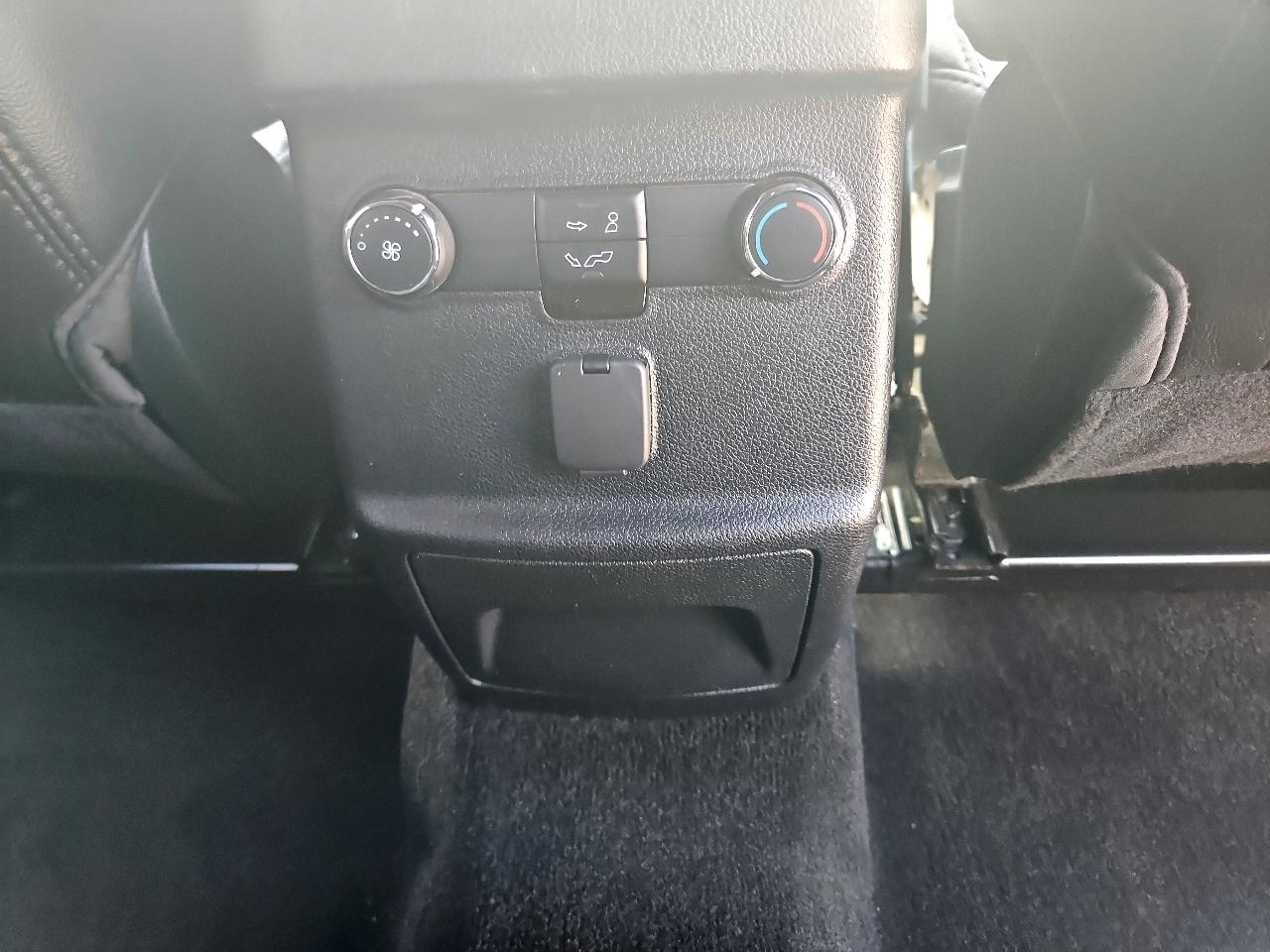 Ford Explorer XLT 4WD 2018