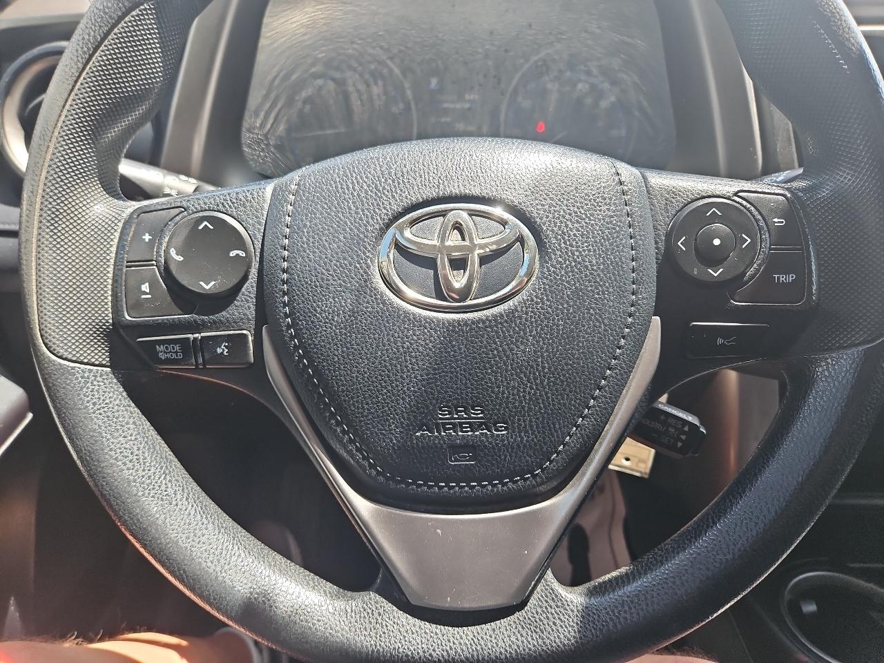 Toyota RAV4 LE 2018