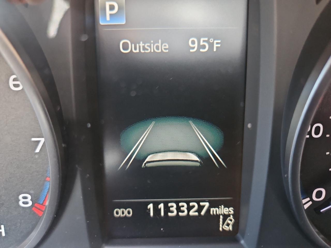Toyota RAV4 LE AWD 2017