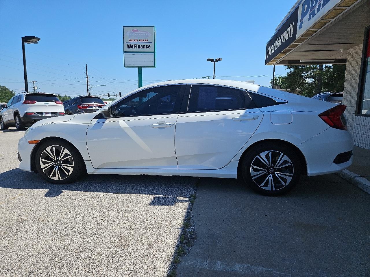 Honda Civic EX-T Sedan CVT 2017