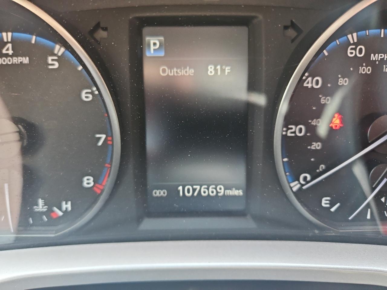Toyota RAV4 LE 2017