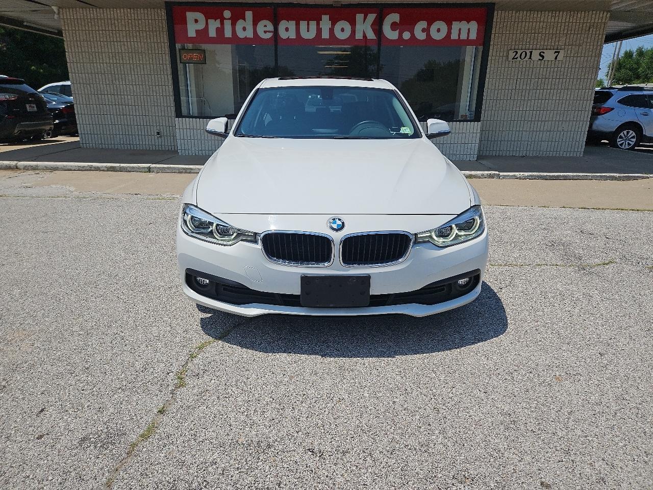 BMW 3-Series 320i xDrive Sedan 2018