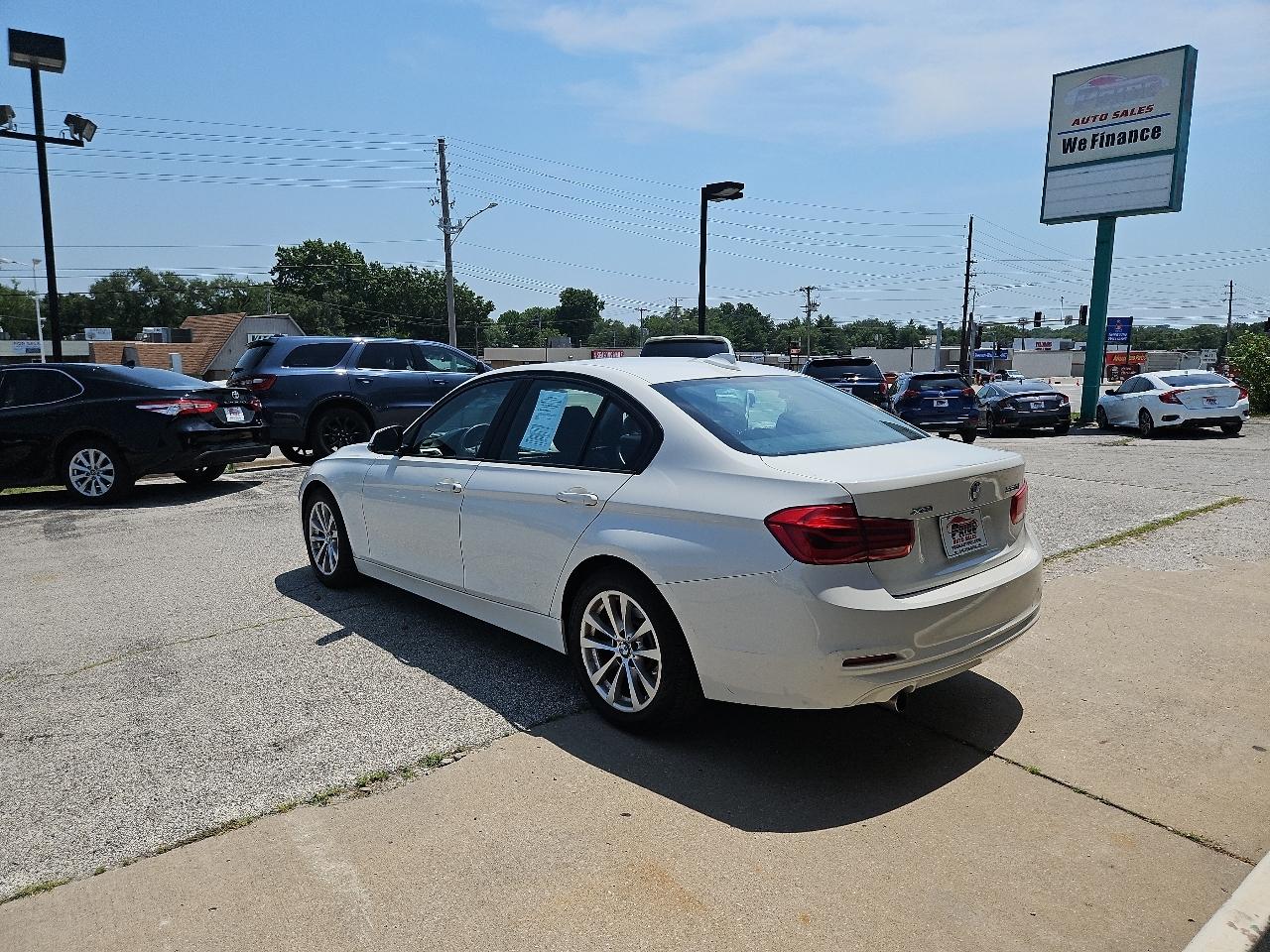 BMW 3-Series 320i xDrive Sedan 2018
