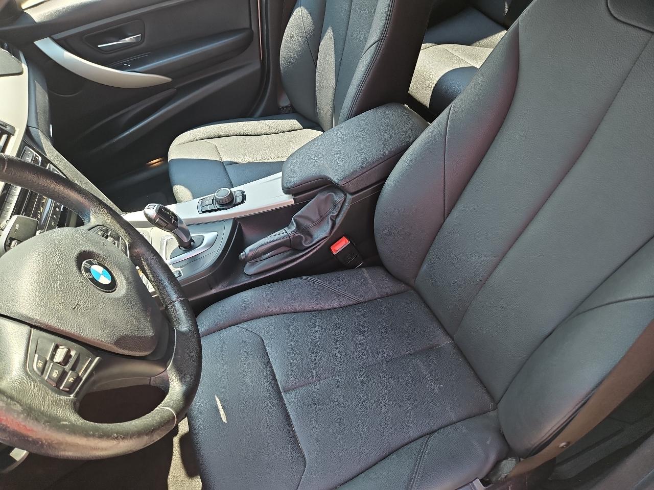 BMW 3-Series 320i xDrive Sedan 2018