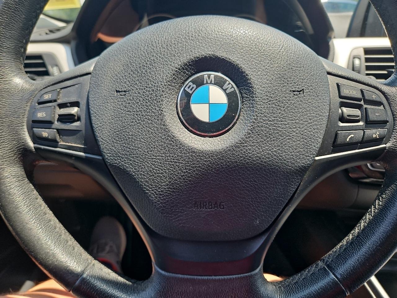 BMW 3-Series 320i xDrive Sedan 2018