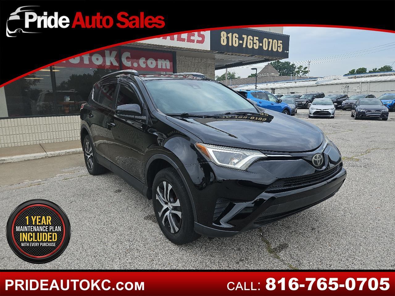 Toyota RAV4 LE AWD 2017