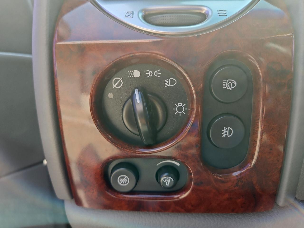 GMC Envoy Denali 4WD 2006