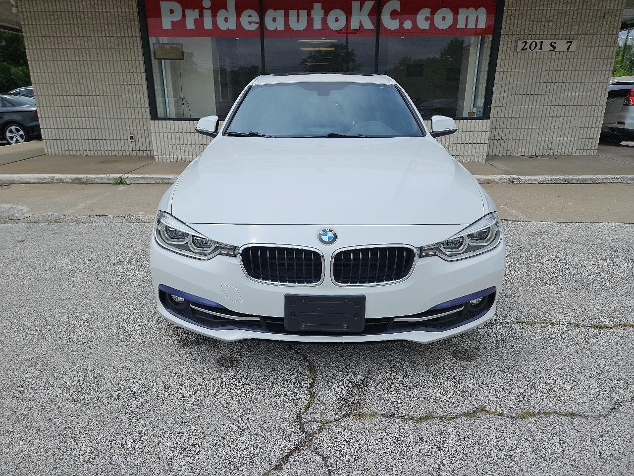 BMW 3-Series 330xi Sedan 2018