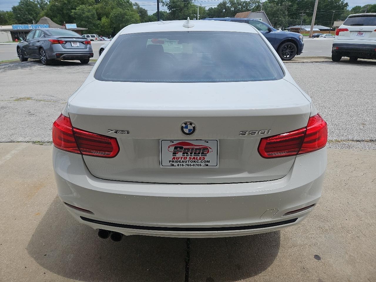 BMW 3-Series 330xi Sedan 2018