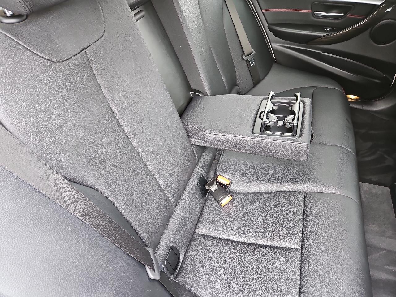 BMW 3-Series 330xi Sedan 2018