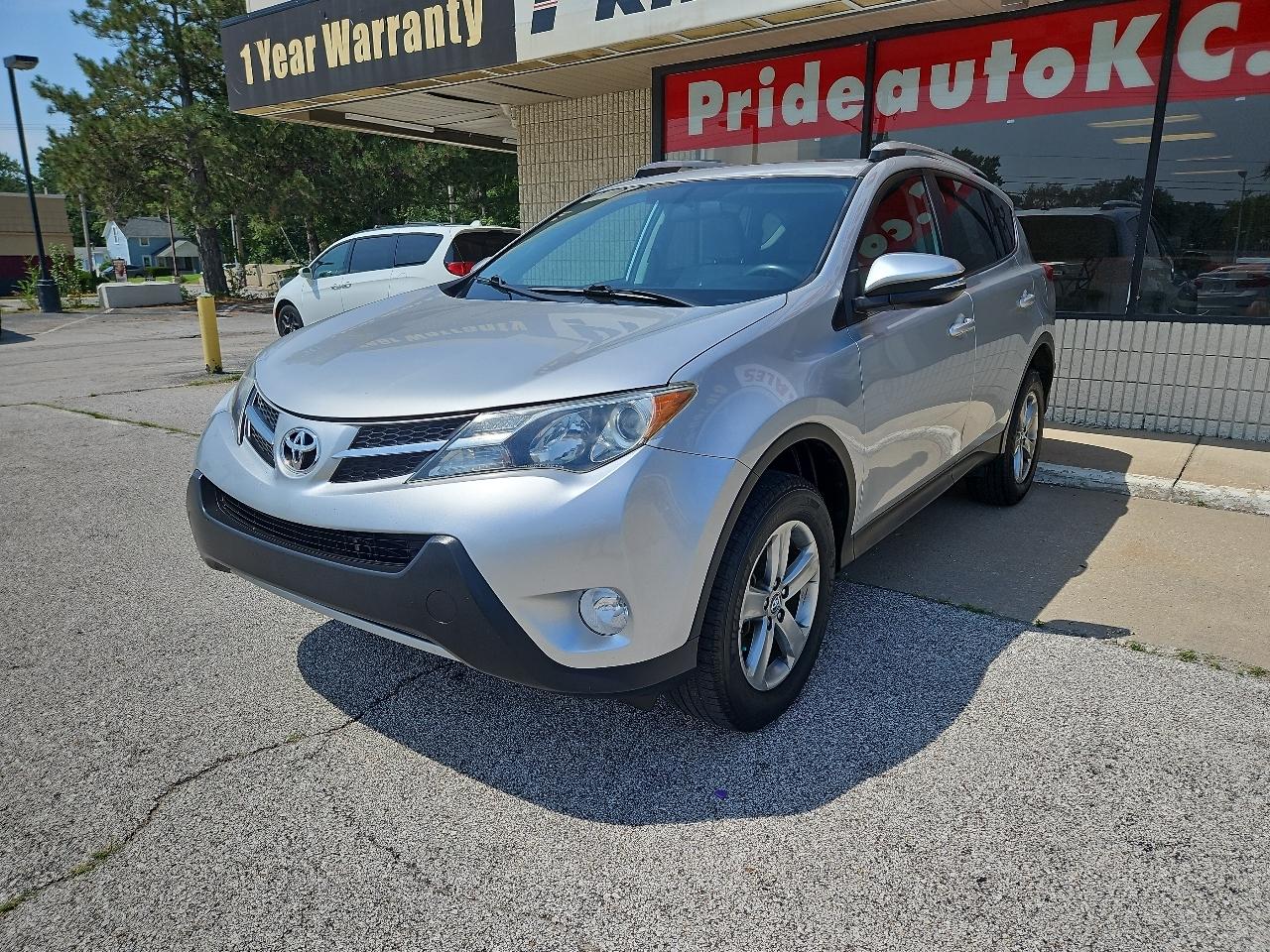 Toyota RAV4 XLE AWD 2015