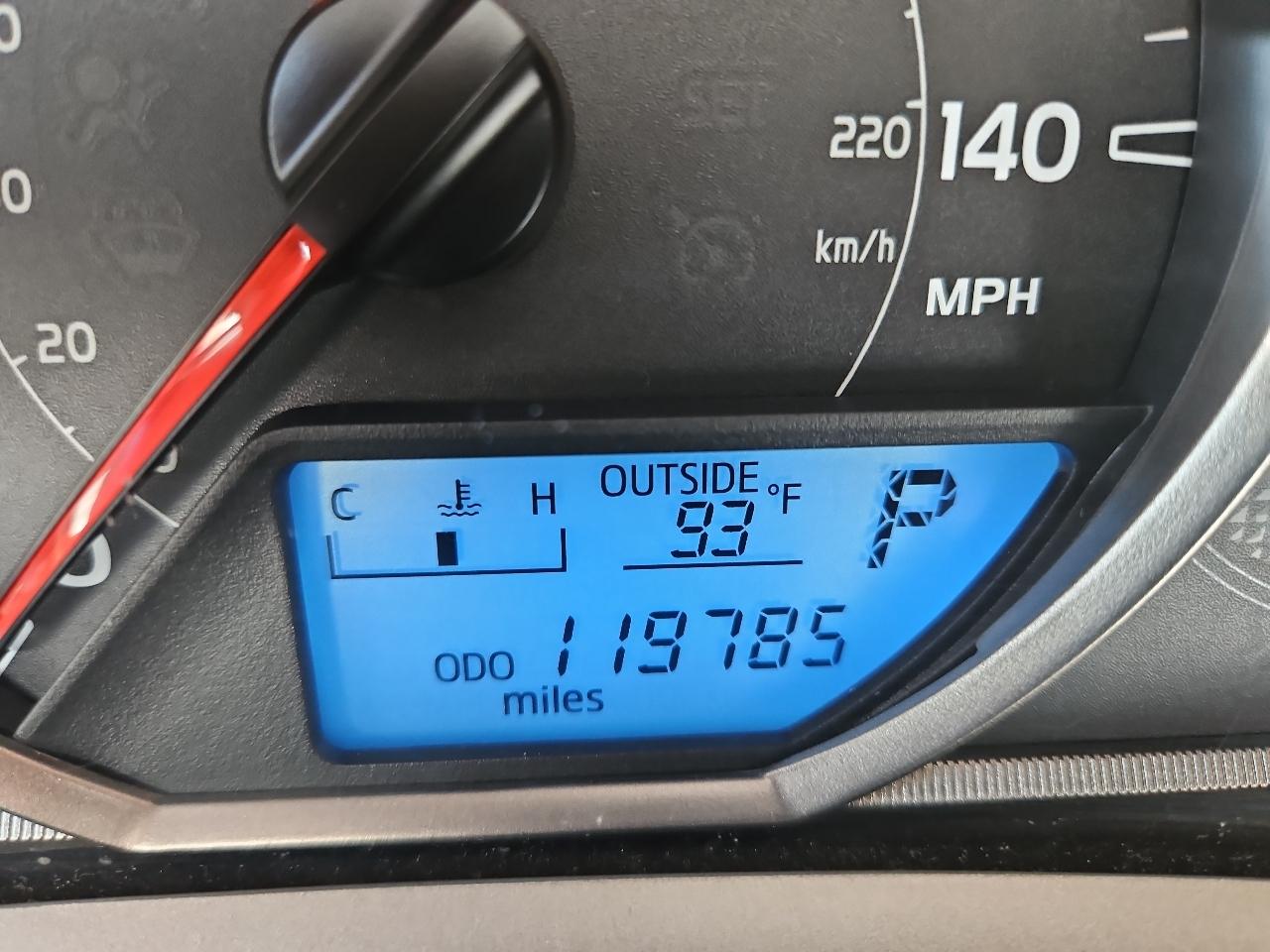 Toyota RAV4 XLE AWD 2015