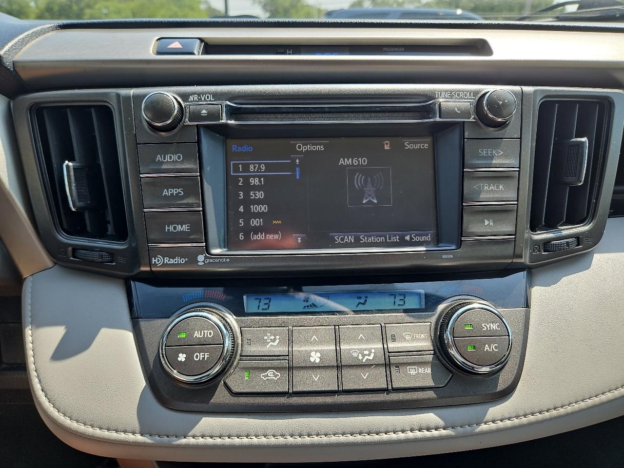 Toyota RAV4 XLE AWD 2015