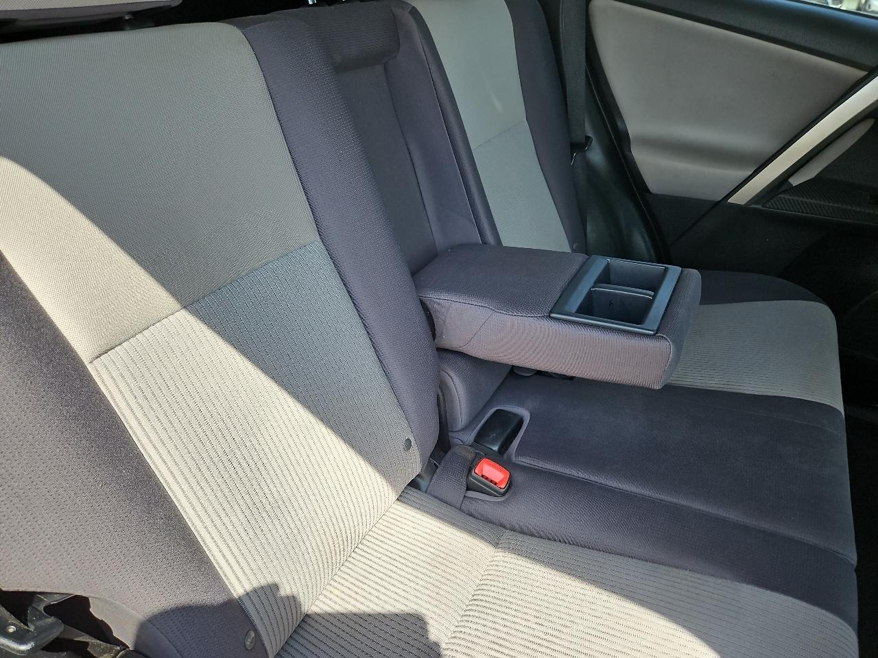 Toyota RAV4 XLE AWD 2015