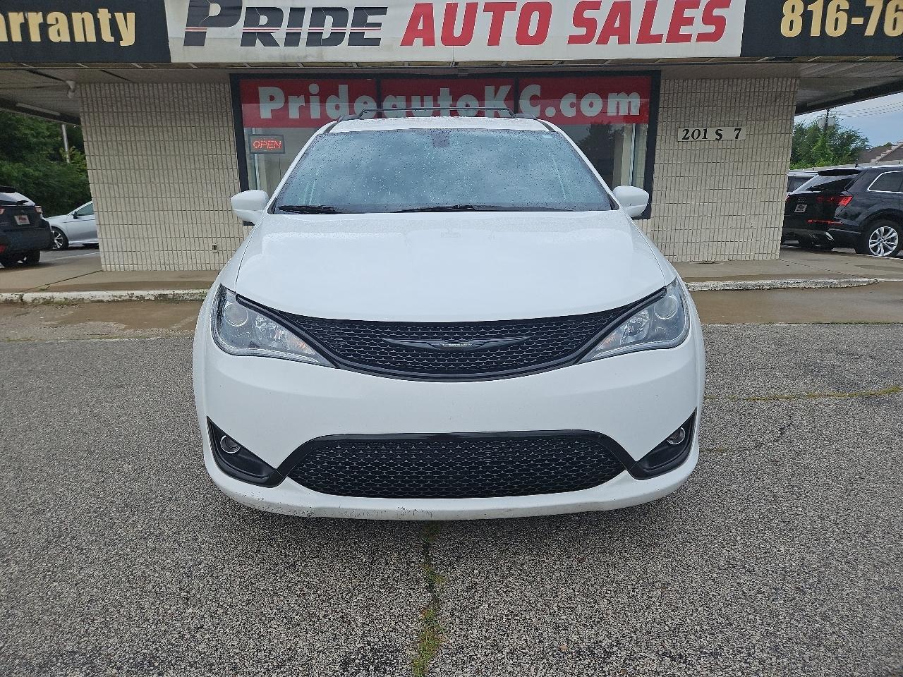 Chrysler Pacifica Touring-L Plus 2018
