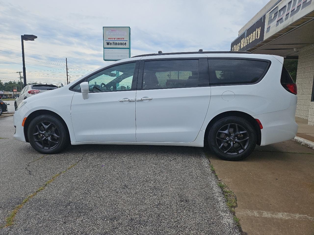 Chrysler Pacifica Touring-L Plus 2018