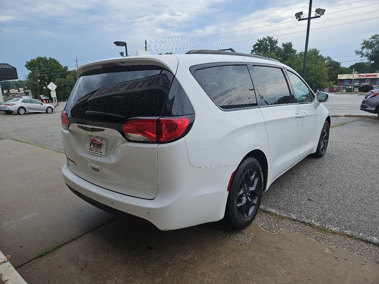 Chrysler Pacifica Touring-L Plus 2018