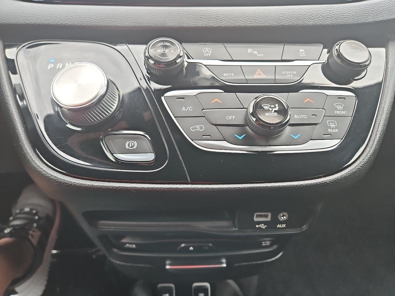 Chrysler Pacifica Touring-L Plus 2018