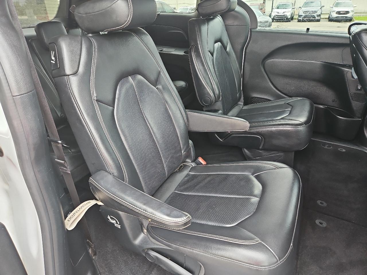 Chrysler Pacifica Touring-L Plus 2018