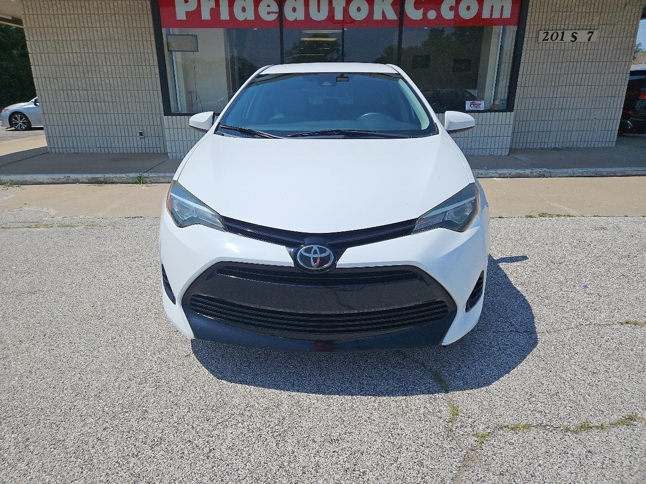 Toyota Corolla LE 2017