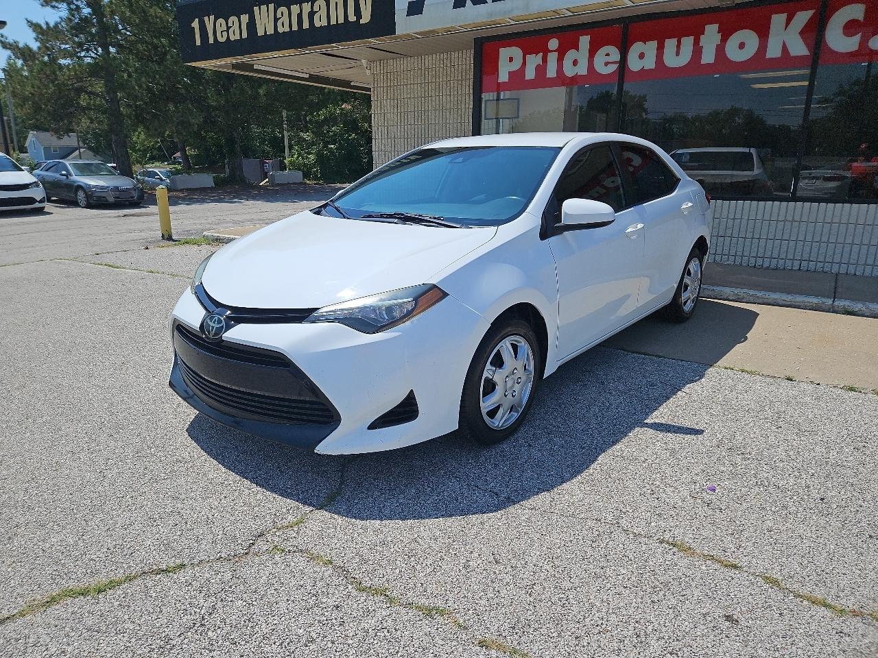 Toyota Corolla LE 2017