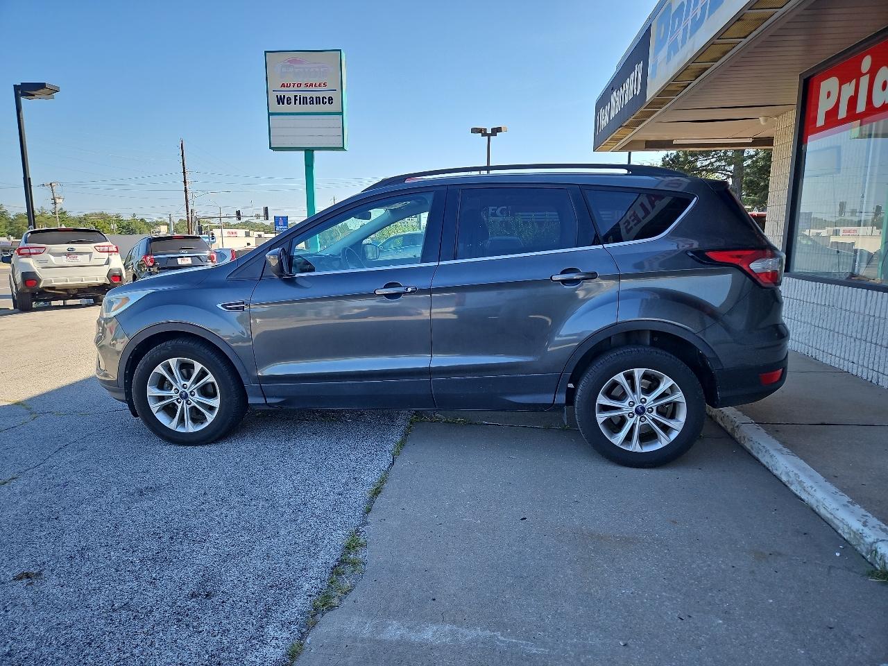 Ford Escape SE FWD 2017
