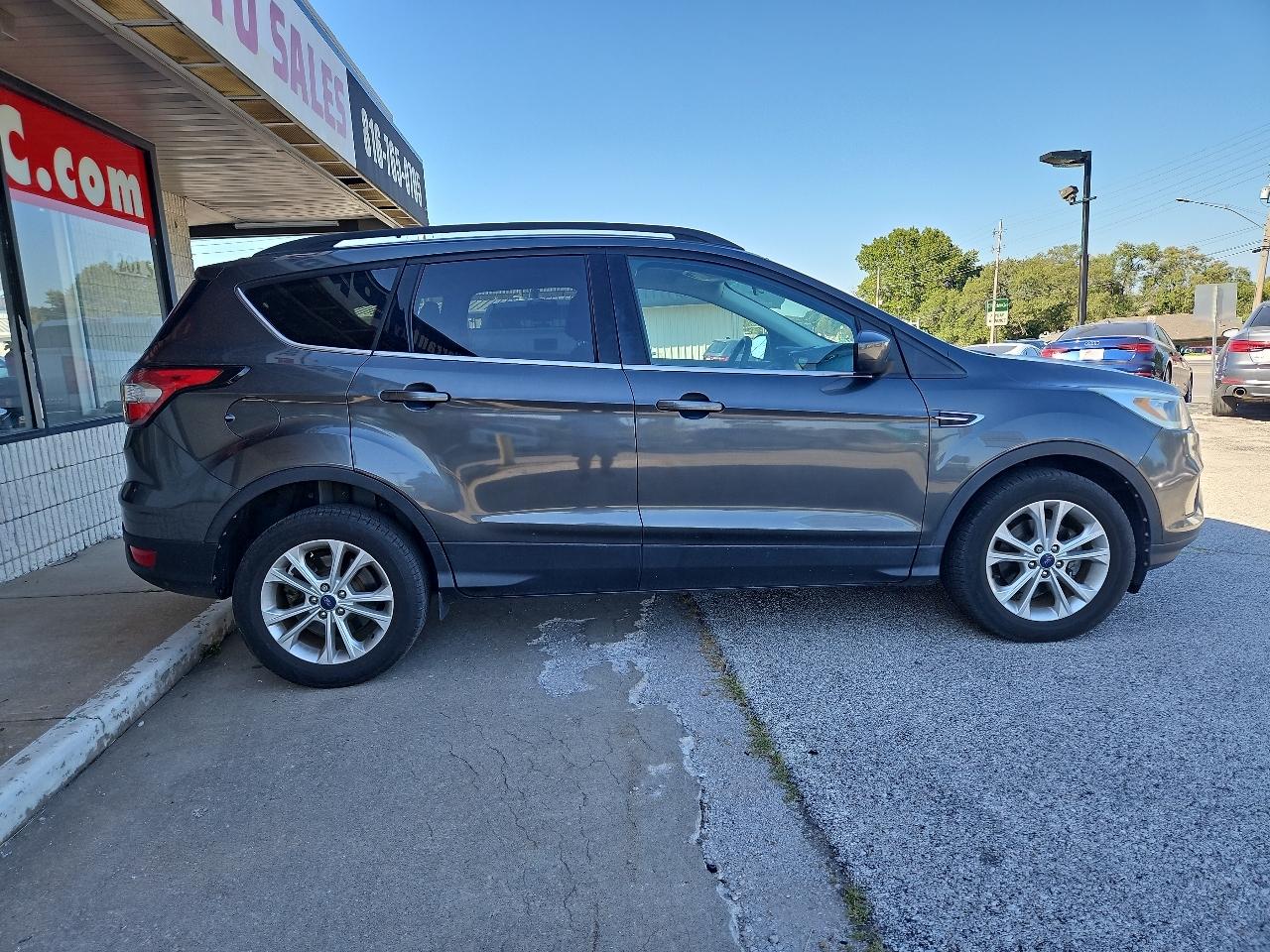 Ford Escape SE FWD 2017