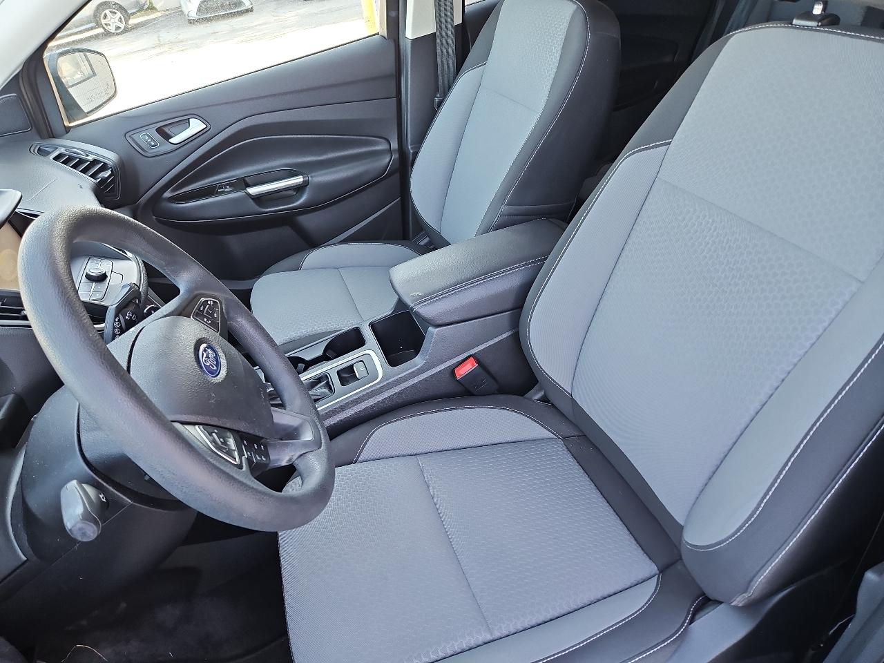 Ford Escape SE FWD 2017