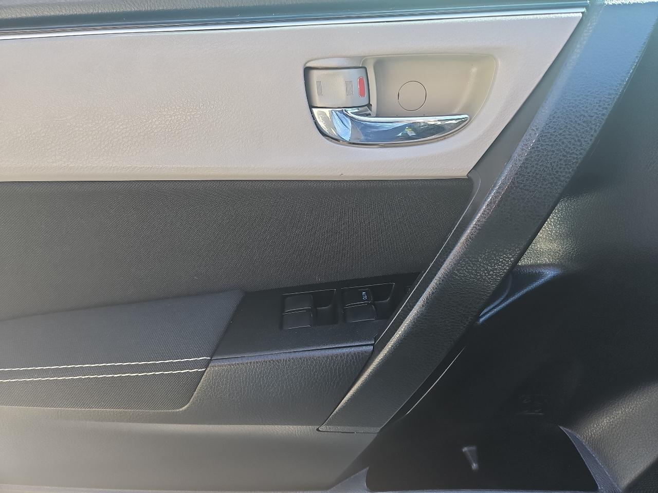 Toyota Corolla LE 2018