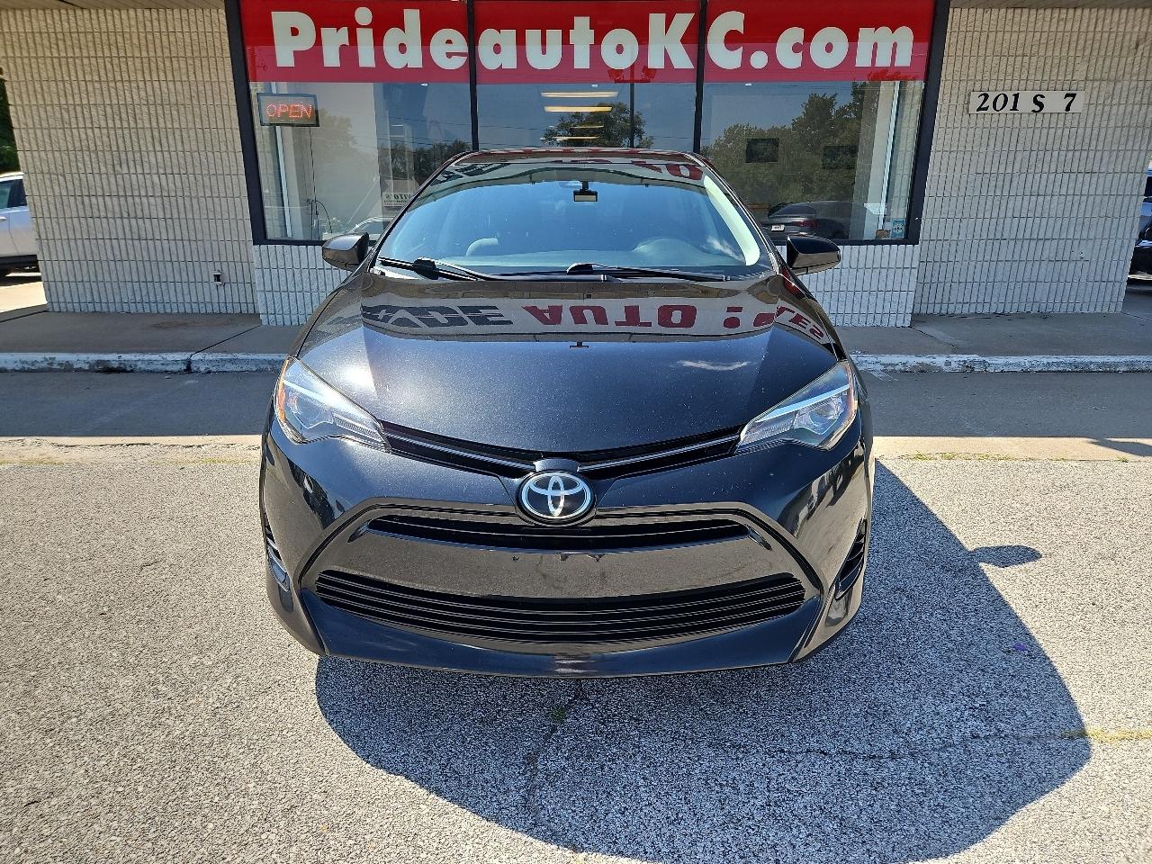 Toyota Corolla LE 2017