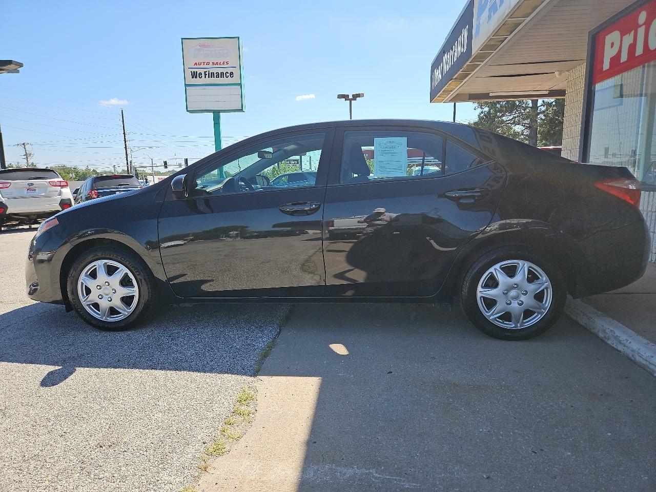 Toyota Corolla LE 2017