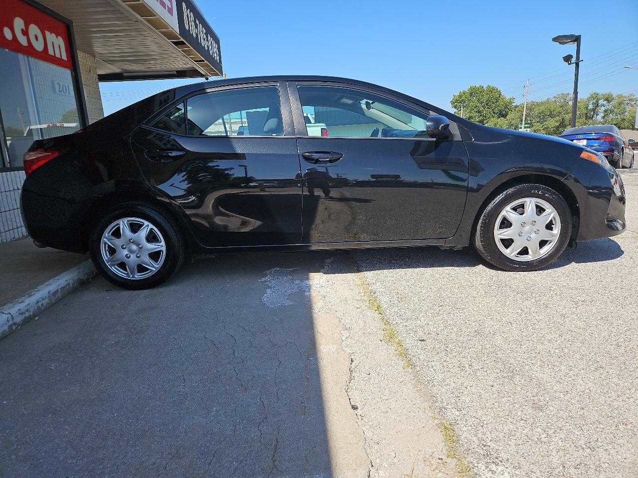 Toyota Corolla LE 2017