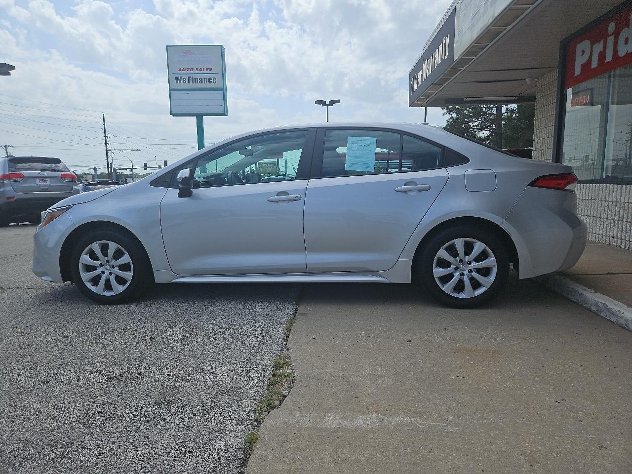 Toyota Corolla LE 2021