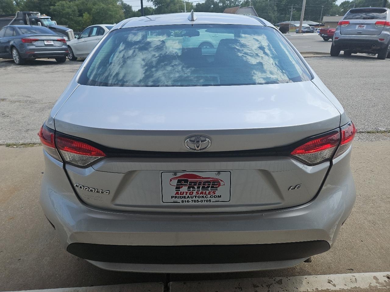 Toyota Corolla LE 2021