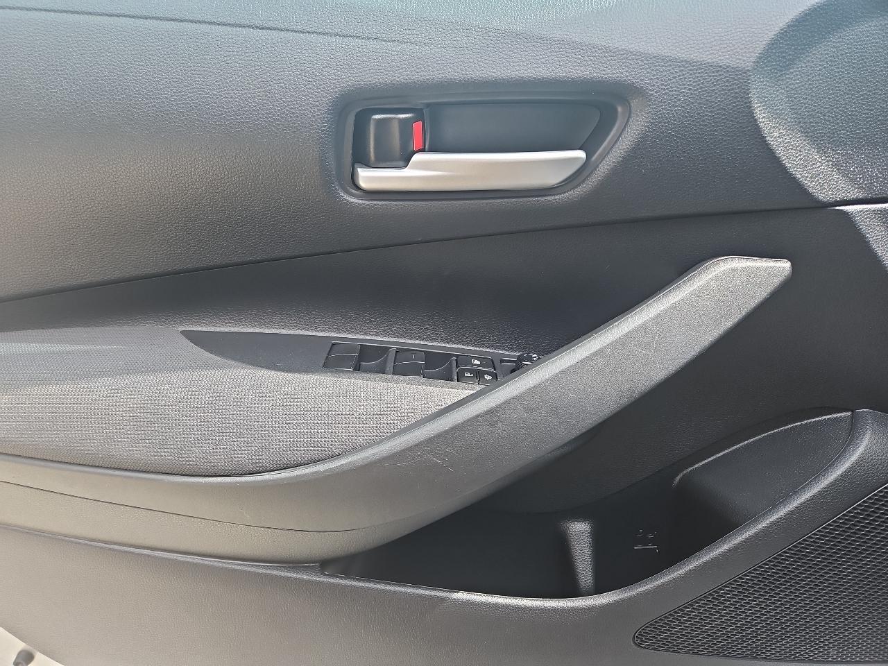 Toyota Corolla LE 2021