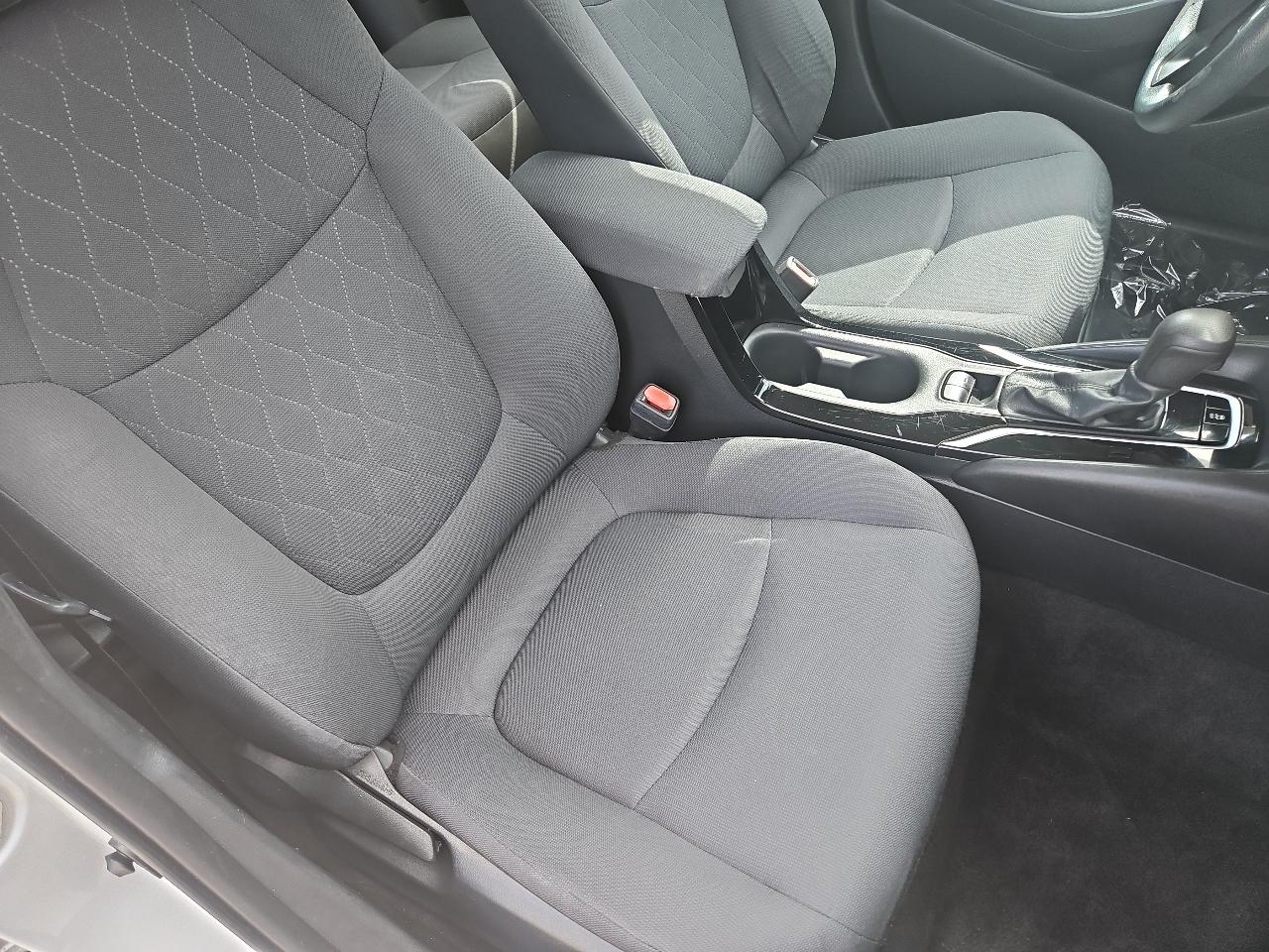 Toyota Corolla LE 2021