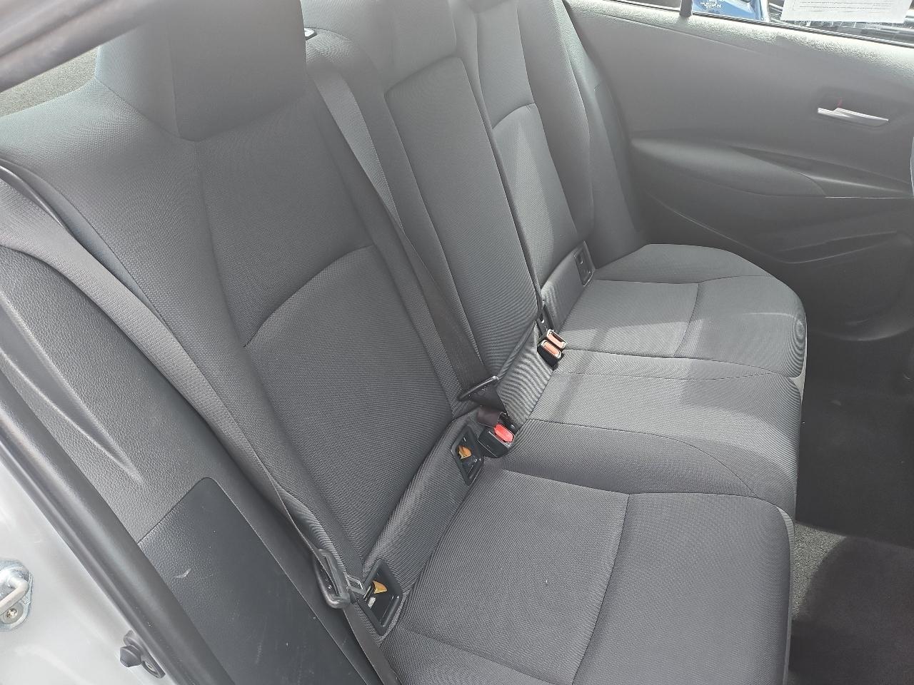 Toyota Corolla LE 2021