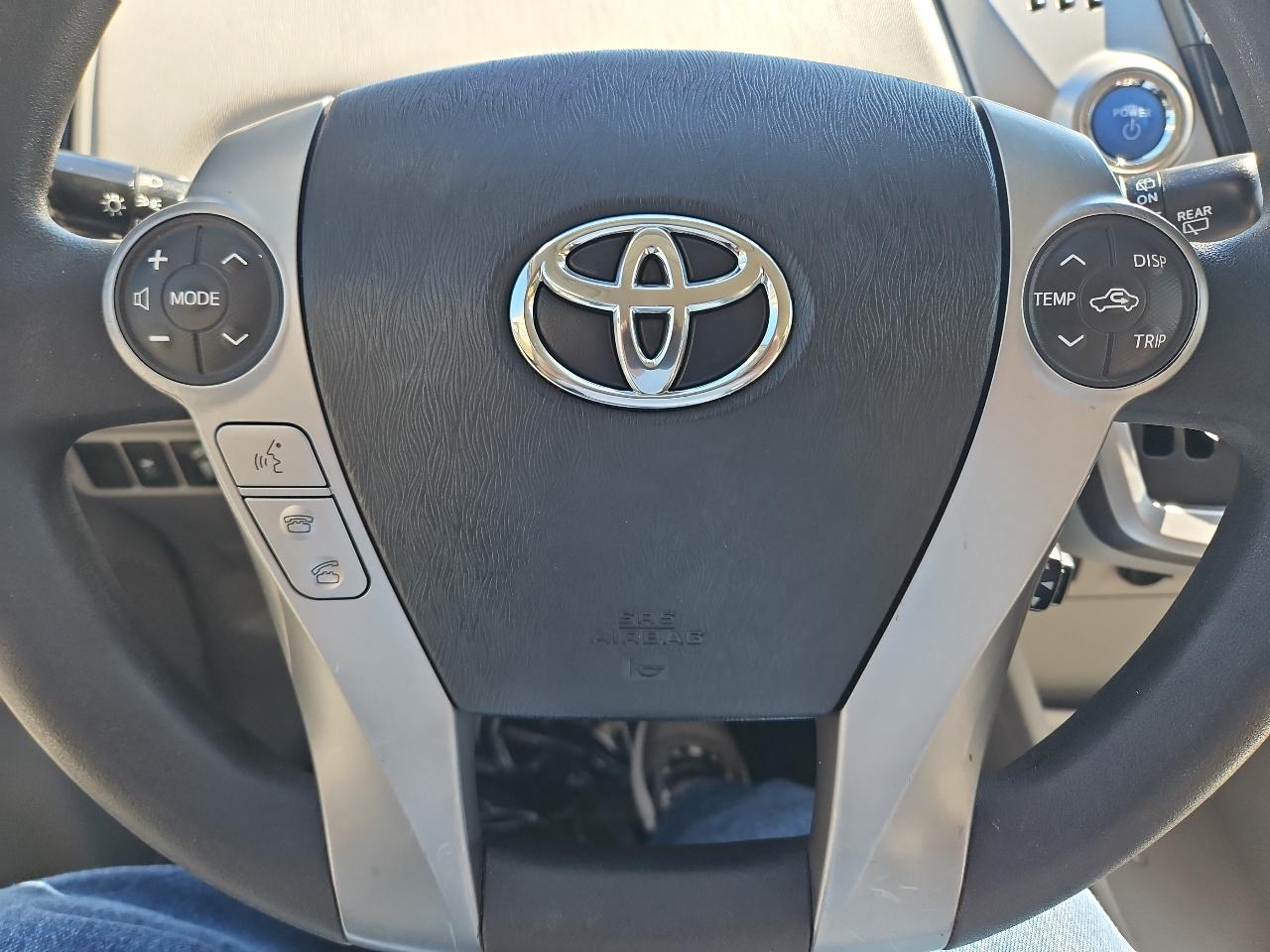Toyota Prius V Two 2017