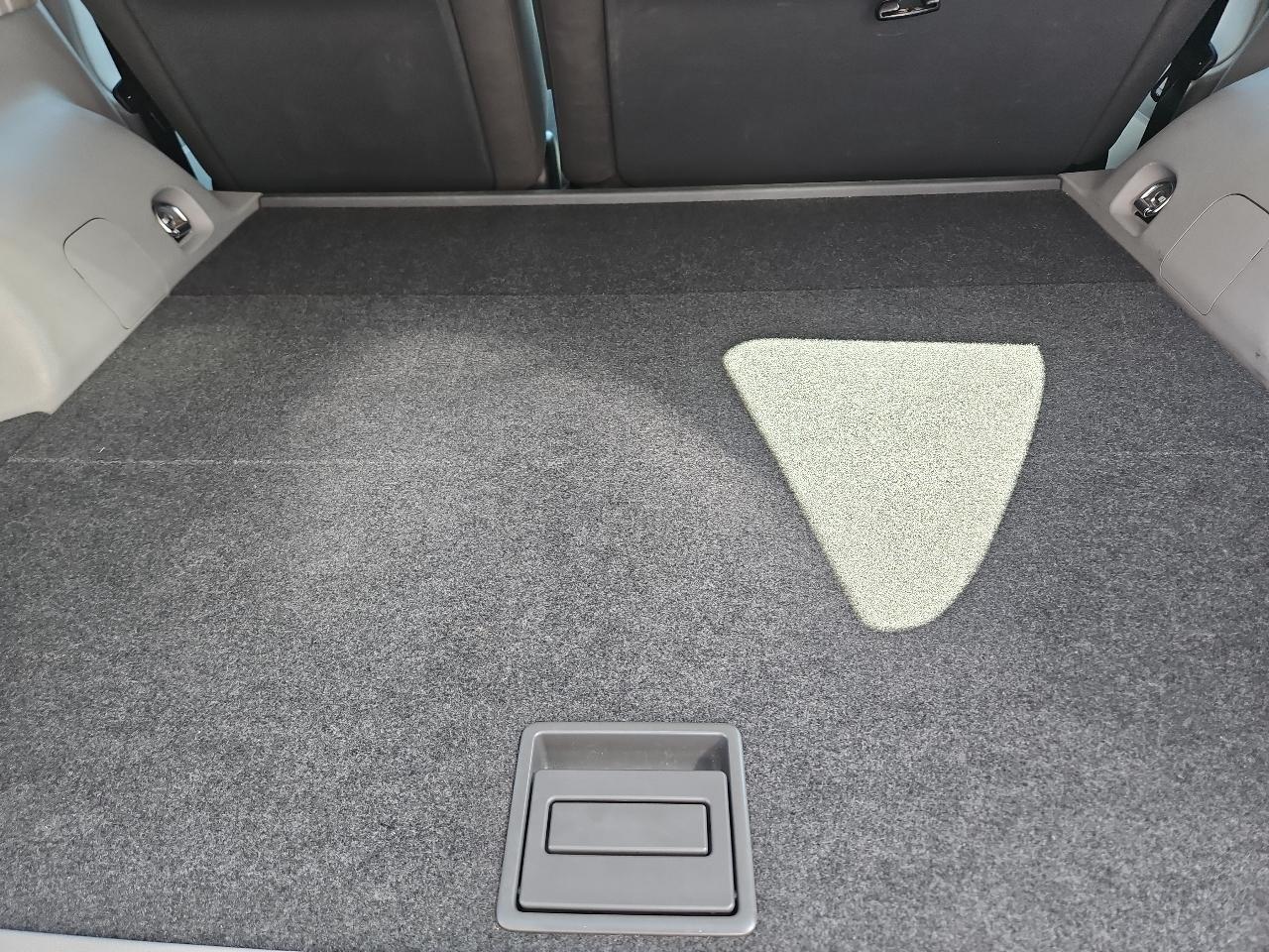 Toyota Prius V Two 2017