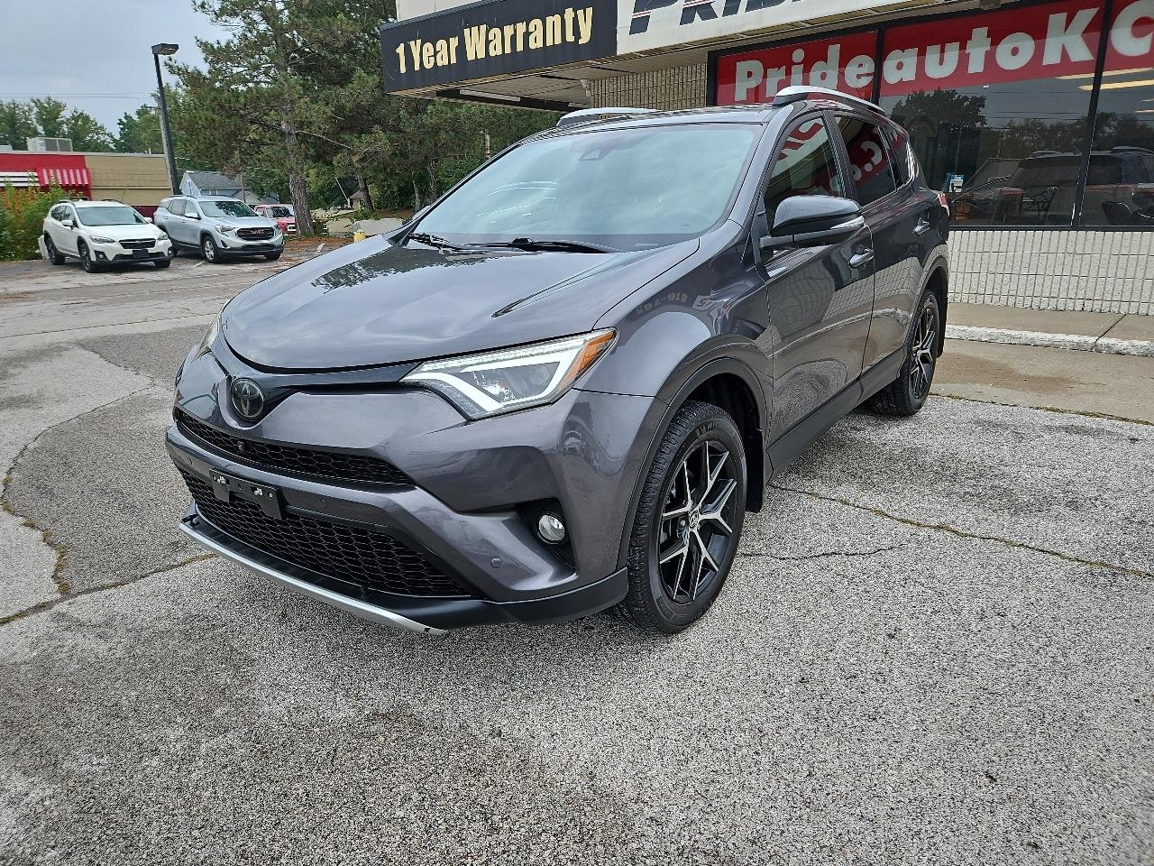 Toyota RAV4 SE 4WD 2016