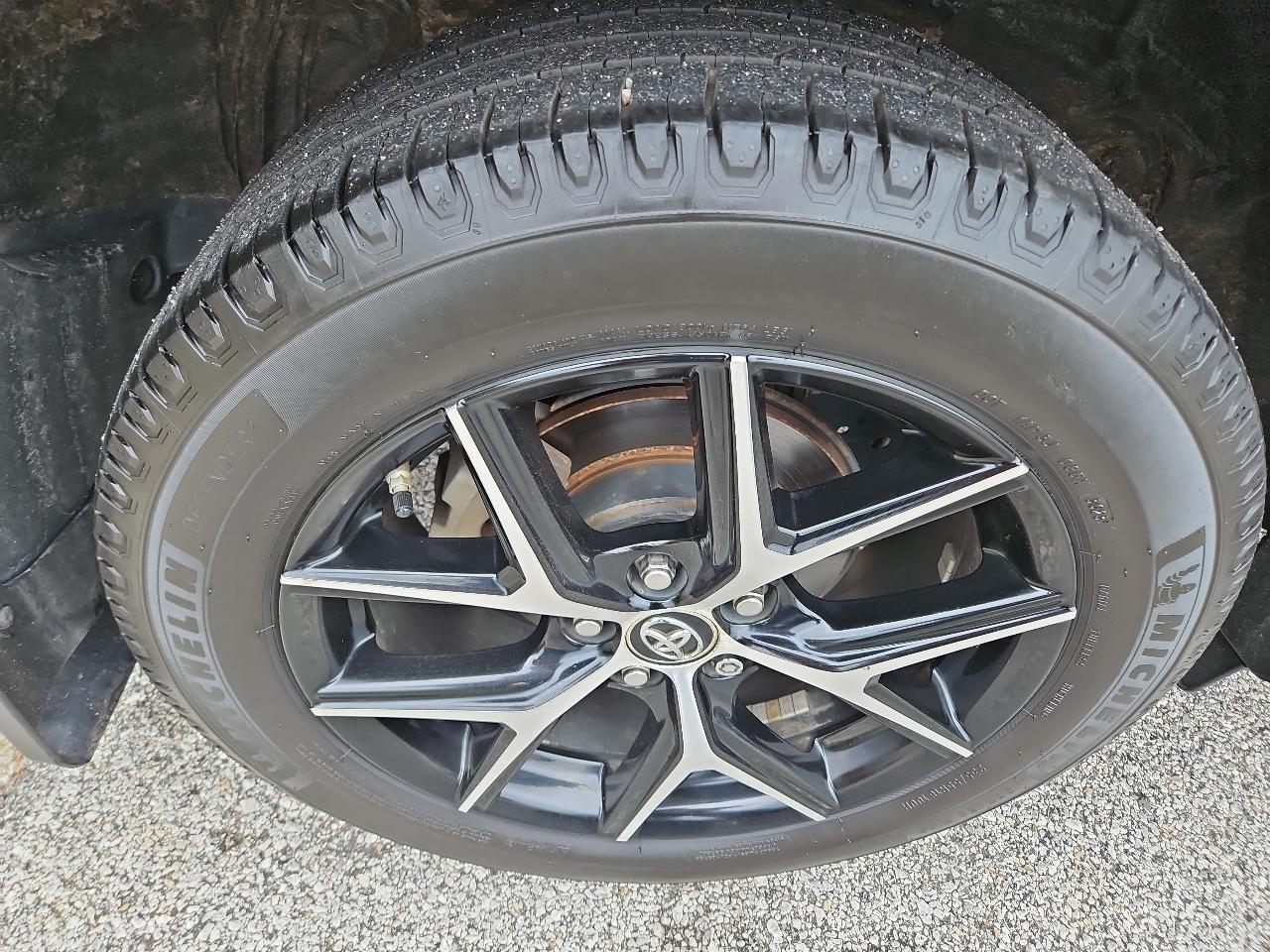 Toyota RAV4 SE 4WD 2016