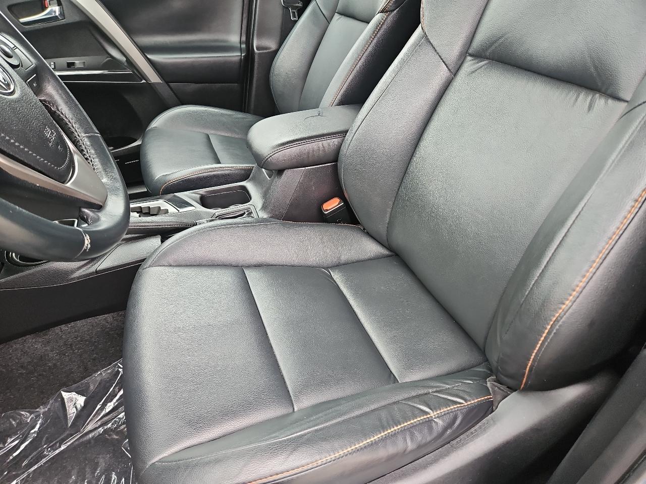 Toyota RAV4 SE 4WD 2016