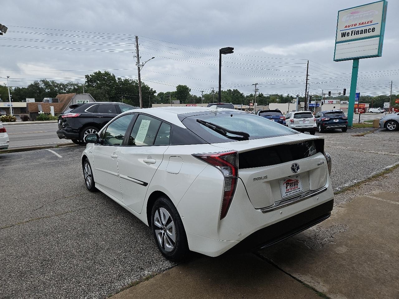 Toyota Prius Four 2018
