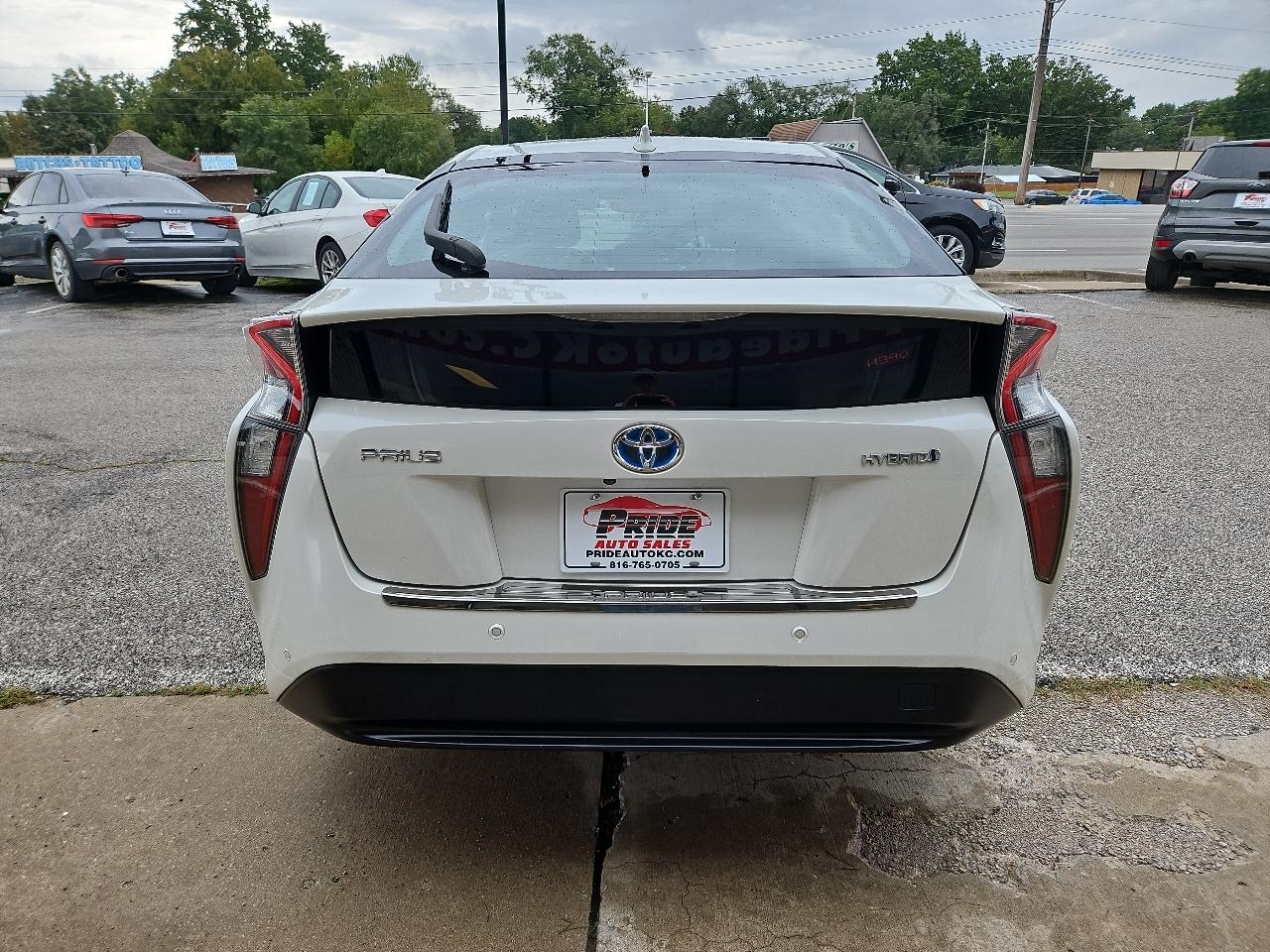 Toyota Prius Four 2018