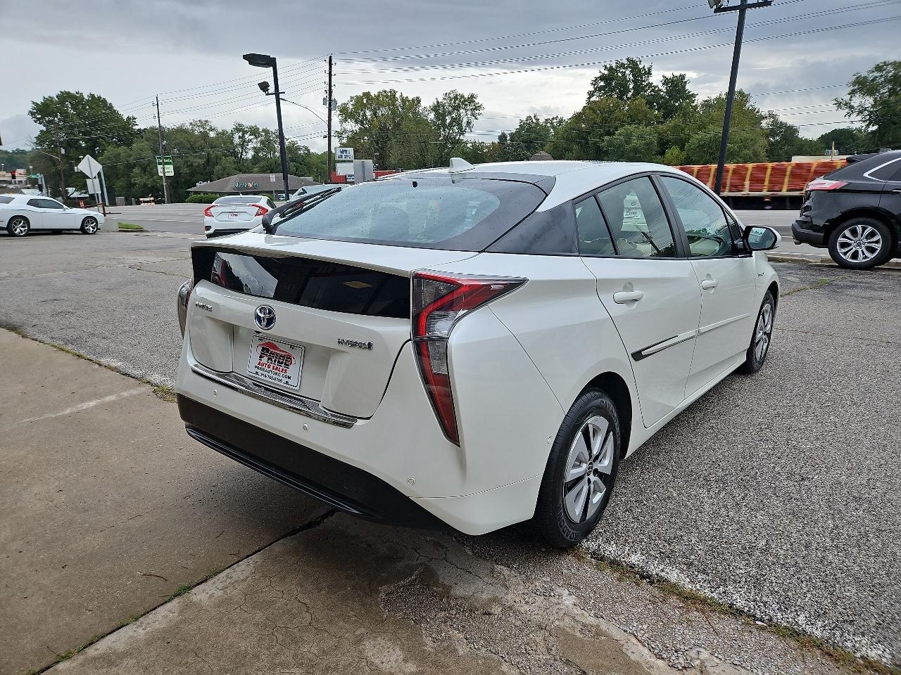 Toyota Prius Four 2018