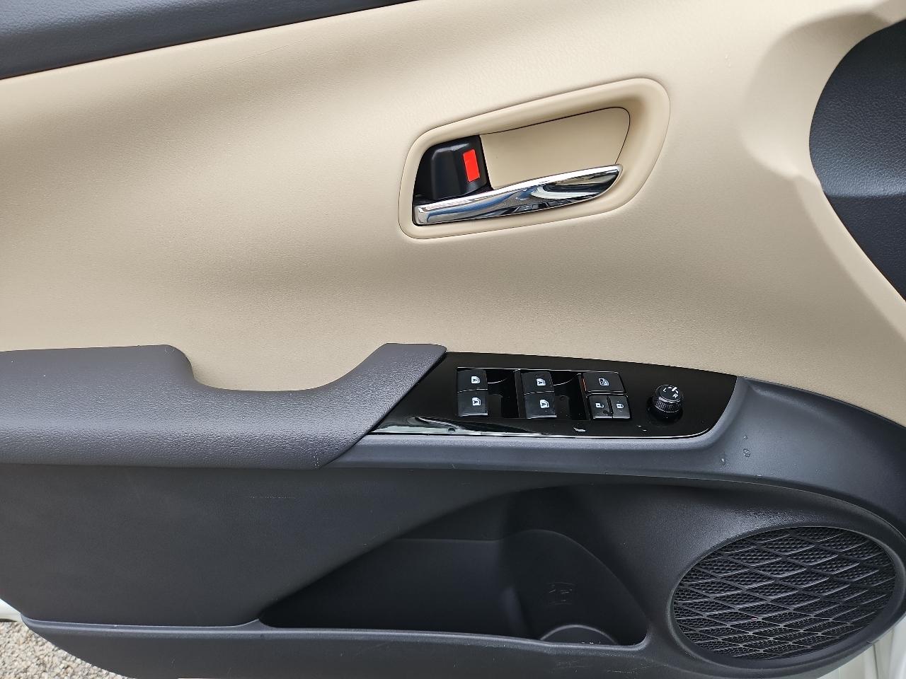 Toyota Prius Four 2018