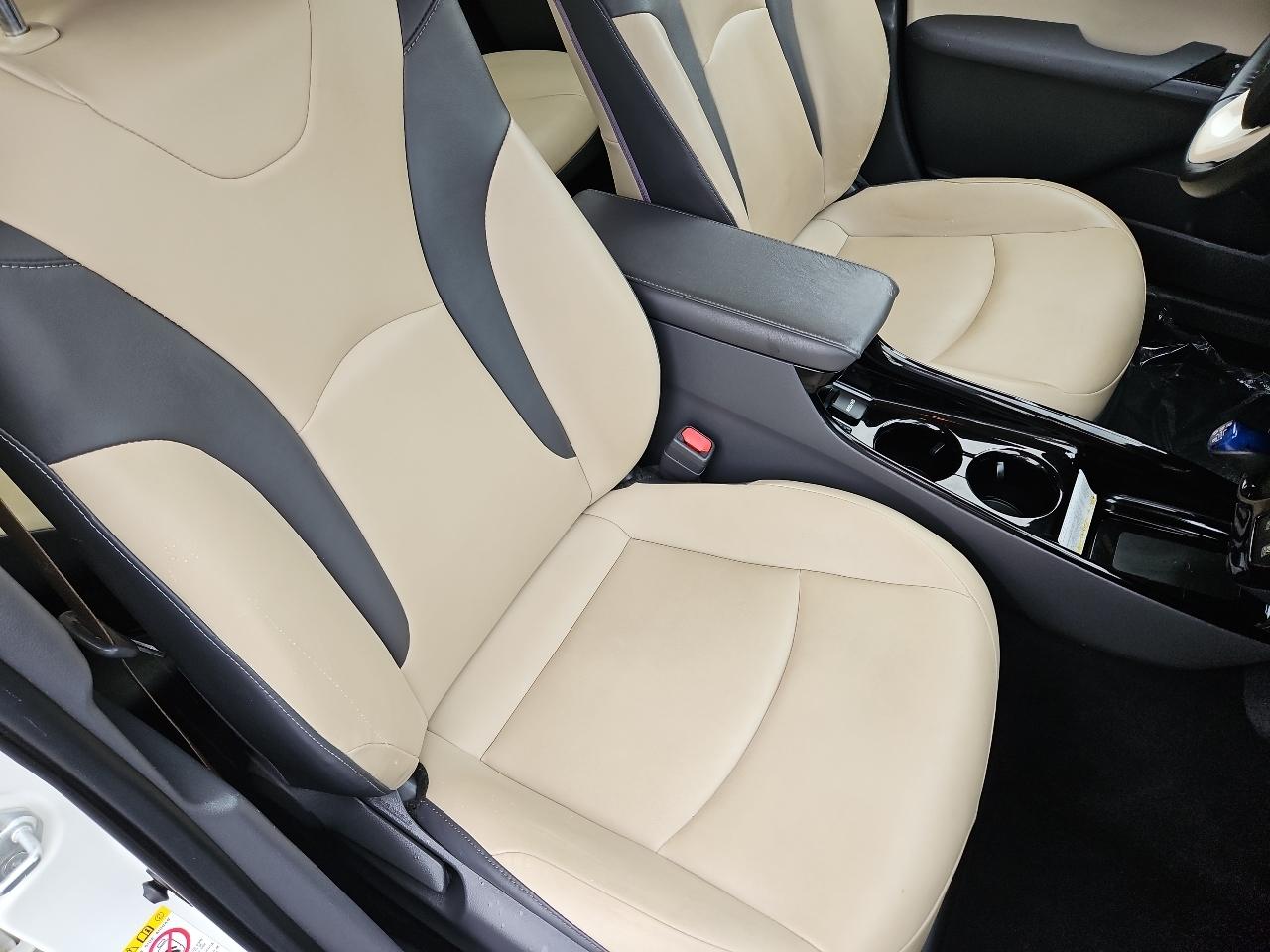 Toyota Prius Four 2018